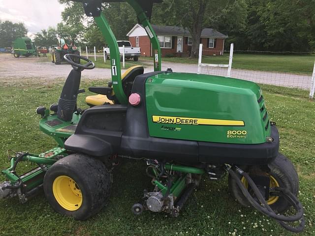 Image of John Deere 8000 equipment image 1