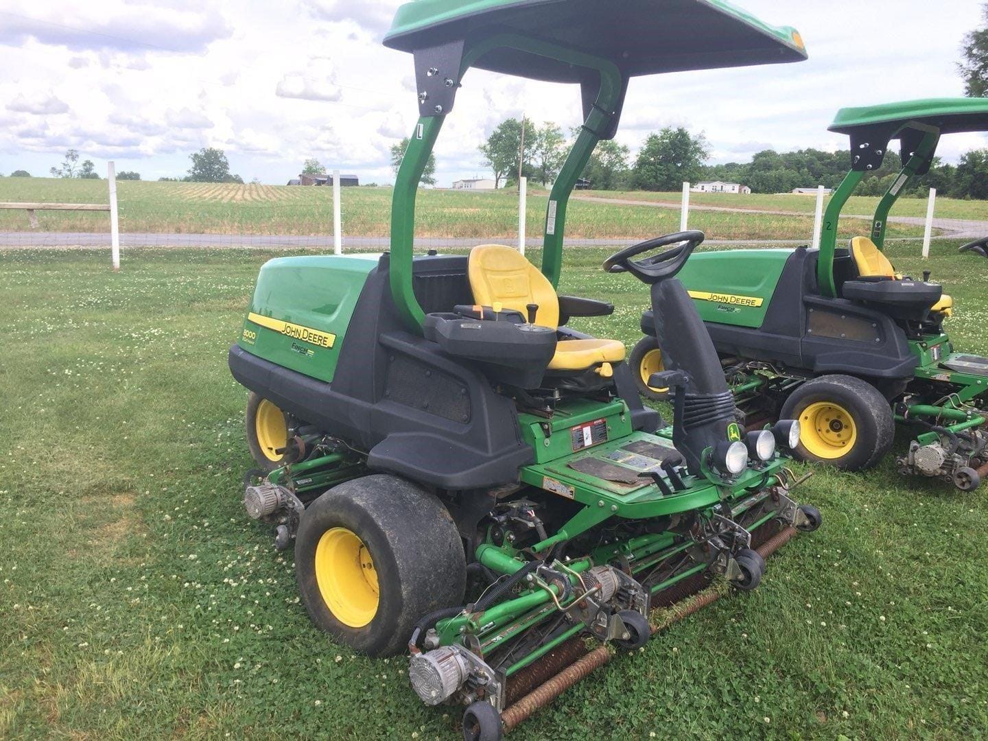 2009 John Deere 8000 Equipment Image0