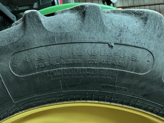 Image of John Deere 8130 equipment image 4