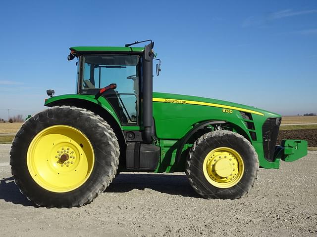 Image of John Deere 8130 equipment image 2