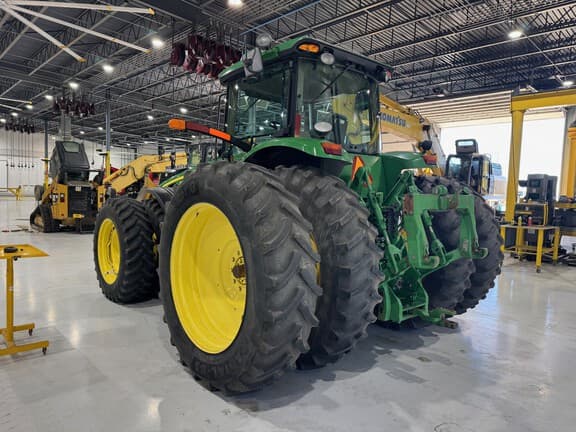 Image of John Deere 8130 equipment image 2