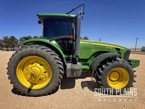 Image of John Deere 8130 Image 1