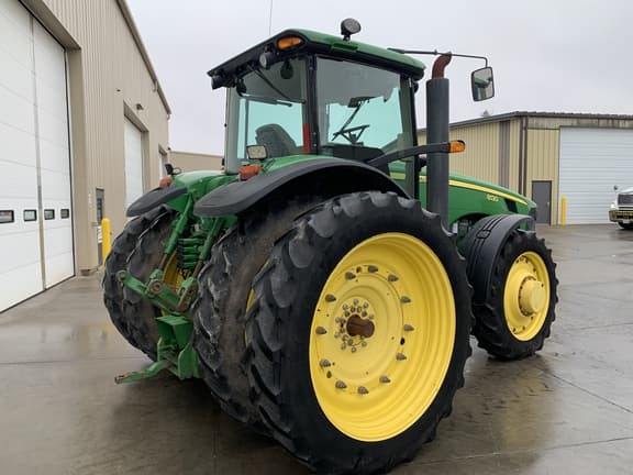 Image of John Deere 8130 equipment image 2
