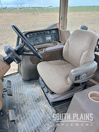 Image of John Deere 8130 equipment image 4