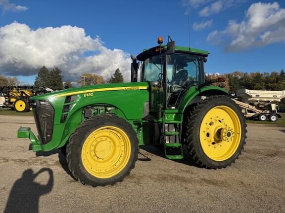 Image of John Deere 8130 equipment image 1