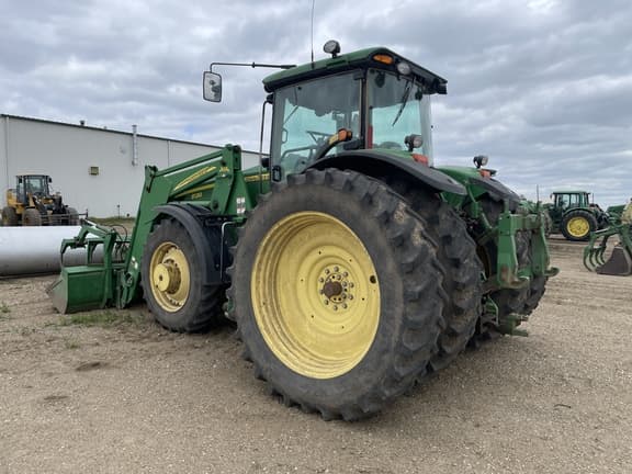 Image of John Deere 8130 equipment image 3