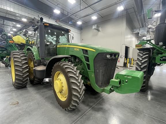 Image of John Deere 8230 Image 0