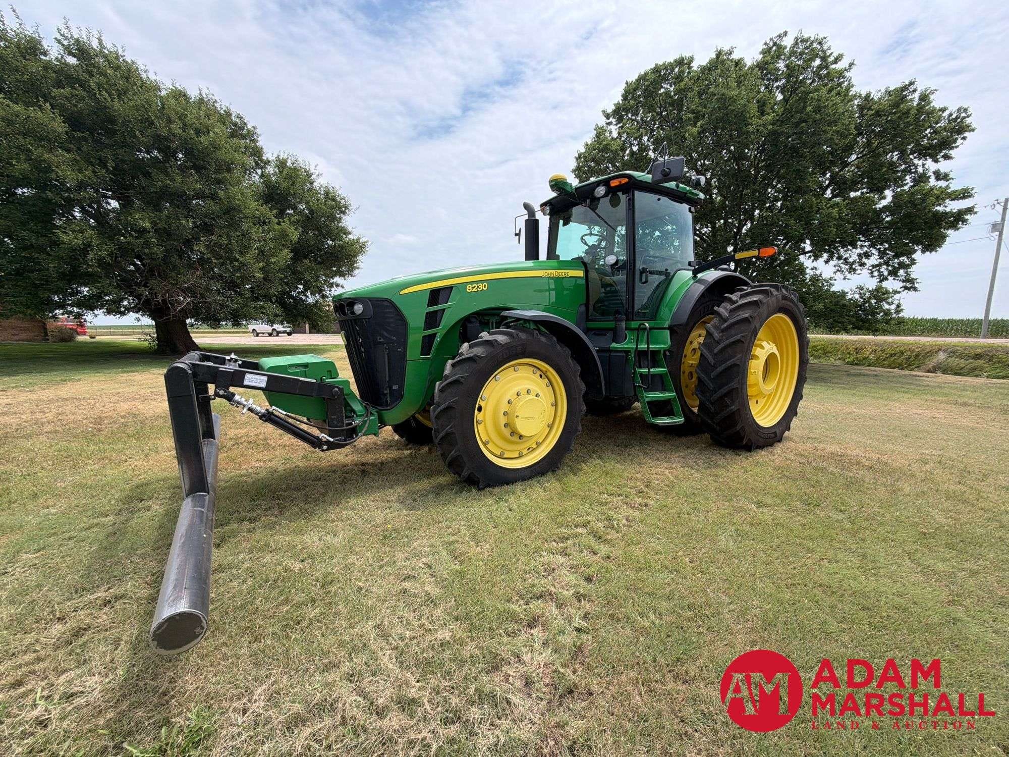2009 John Deere 8230 Equipment Image0