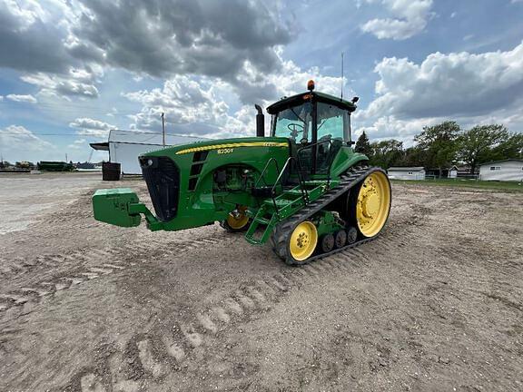 Image of John Deere 8230T Primary image