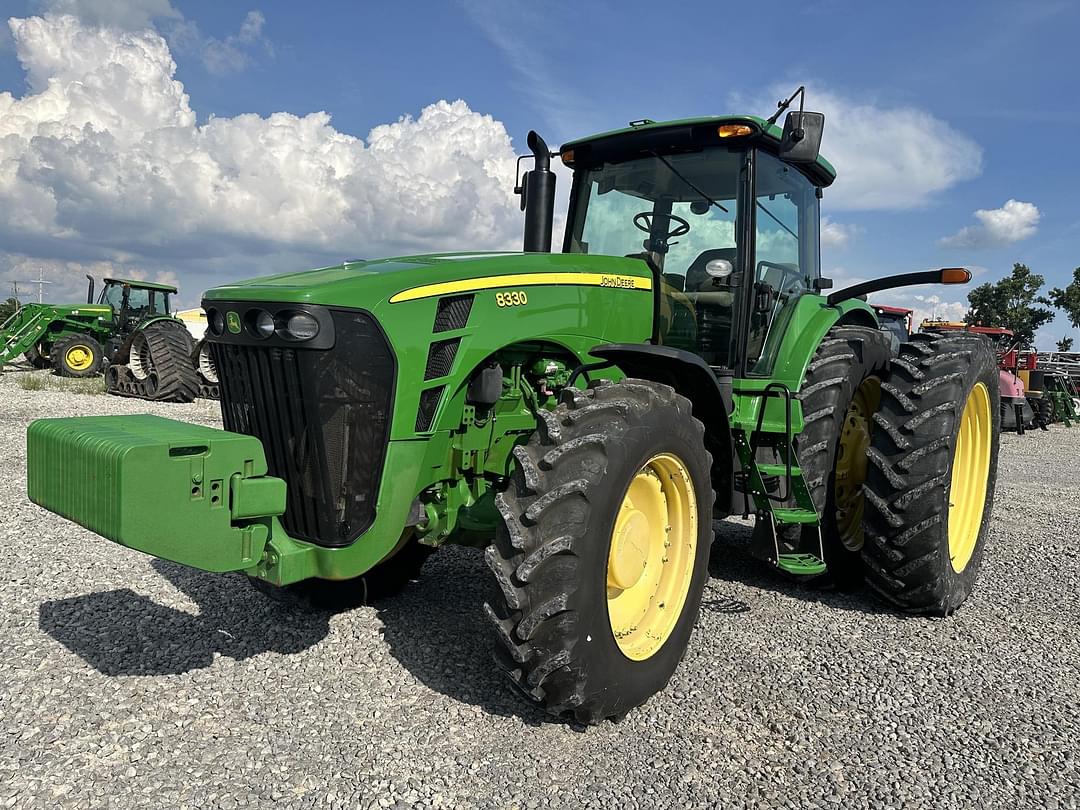 Image of John Deere 8330 Primary image