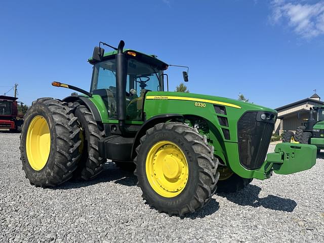 Image of John Deere 8330 equipment image 1