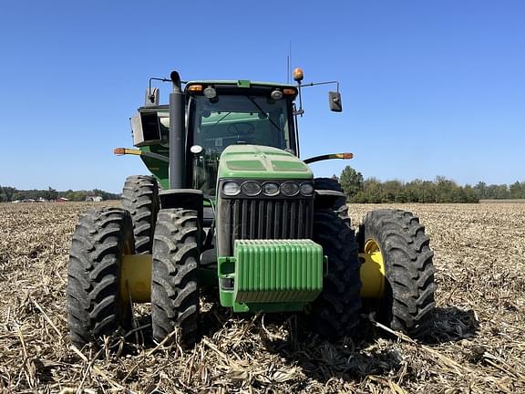 Image of John Deere 8330 equipment image 3