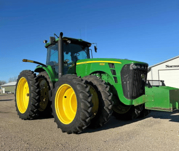 Main image John Deere 8330