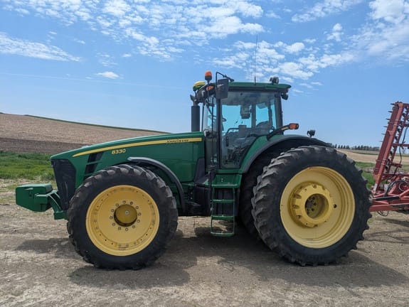 2009 John Deere 8330 Equipment Image0