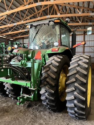 Image of John Deere 8330 equipment image 3