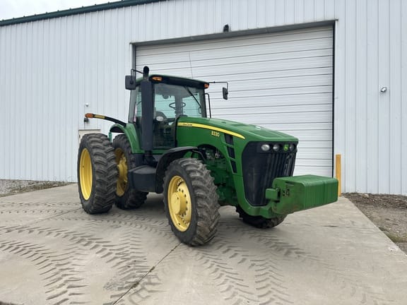 Main image John Deere 8330