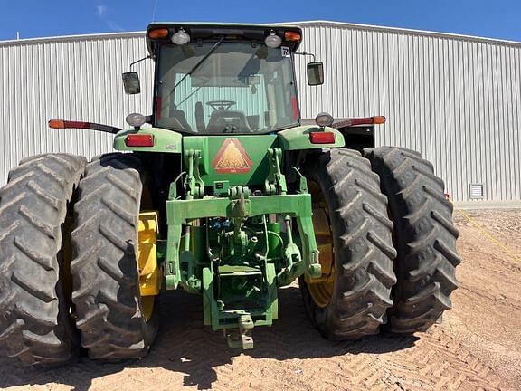 Image of John Deere 8330 equipment image 3