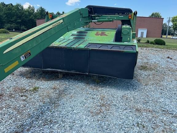 Image of John Deere 835 equipment image 1