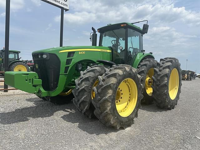 Image of John Deere 8430 equipment image 2