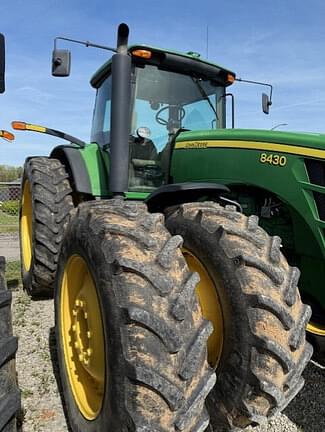 Image of John Deere 8430 equipment image 3