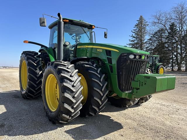 Image of John Deere 8430 equipment image 4