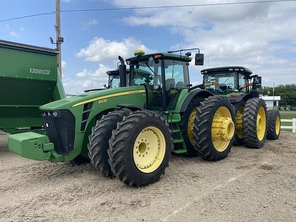 Image of John Deere 8430 equipment image 2