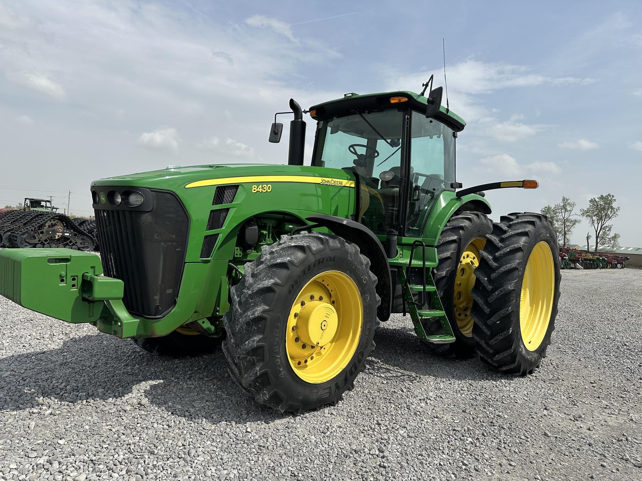 2009 John Deere 8430 Equipment Image0