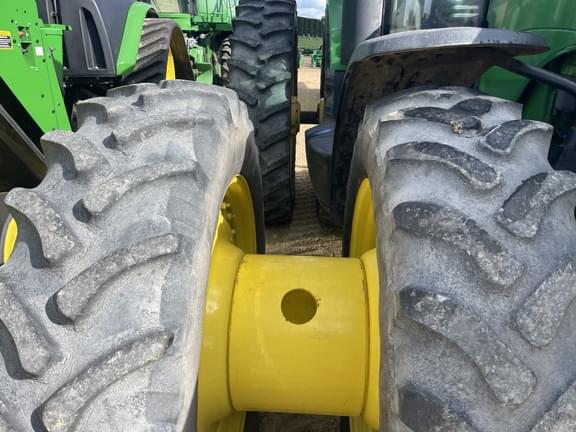Image of John Deere 8430 equipment image 3