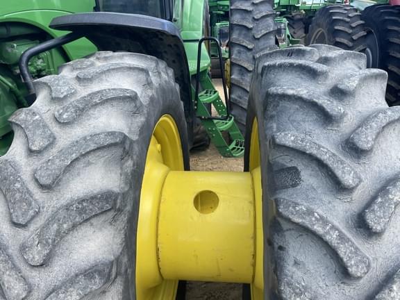Image of John Deere 8430 equipment image 4