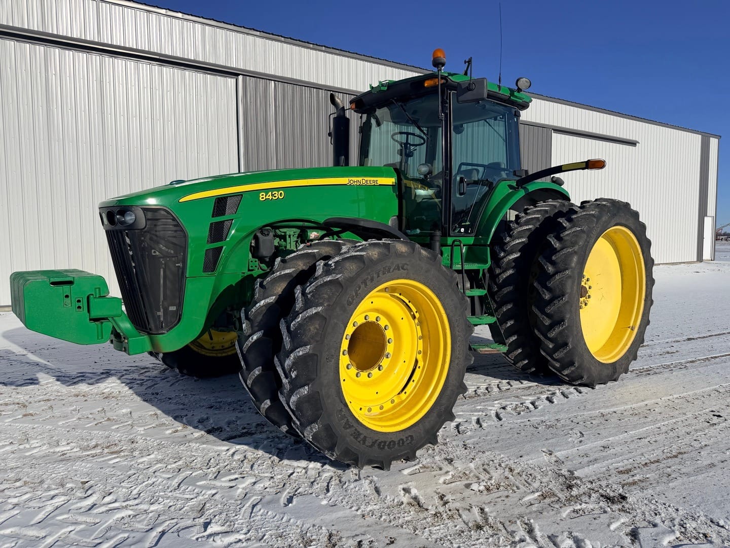 2009 John Deere 8430 Equipment Image0