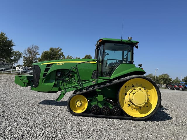 Image of John Deere 8430T equipment image 2