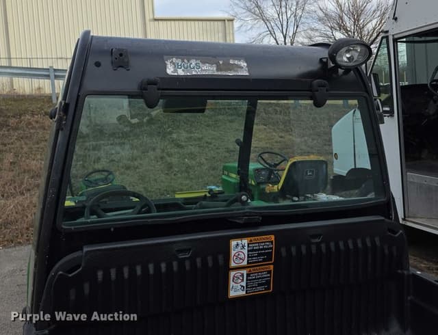 Image of John Deere Gator XUV 850D equipment image 4