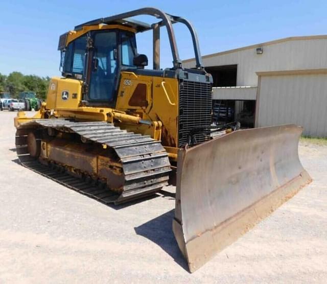 Image of John Deere 850J LGP equipment image 2