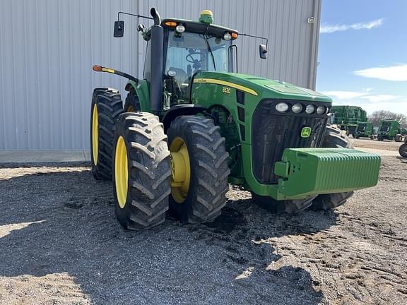 Image of John Deere 8530 equipment image 2