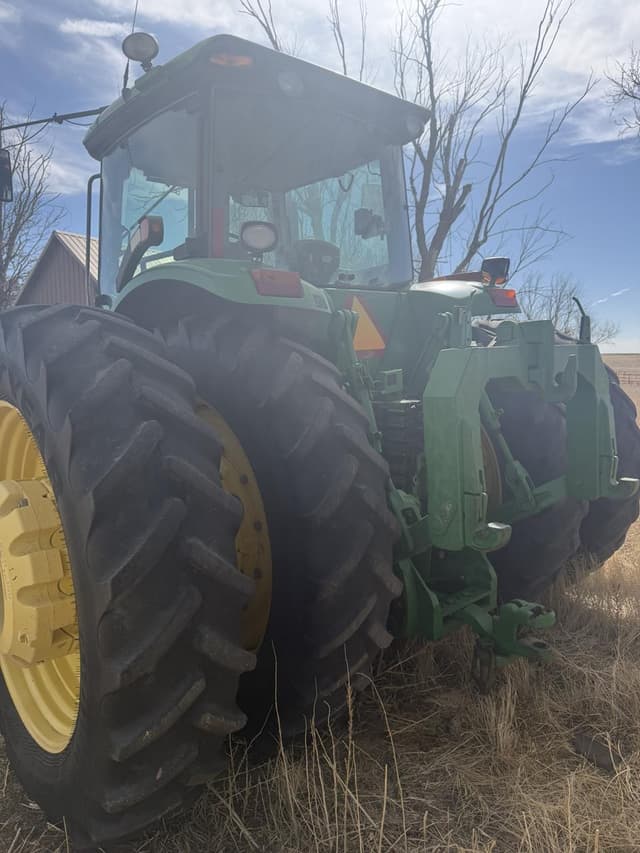 Image of John Deere 8530 equipment image 2