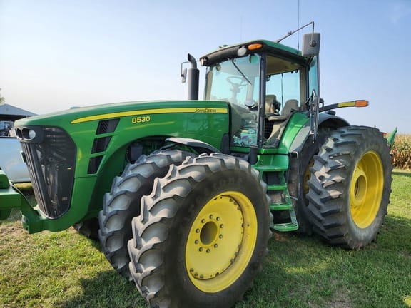 Main image John Deere 8530