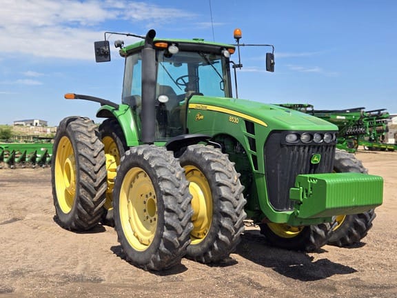 2009 John Deere 8530 Equipment Image0