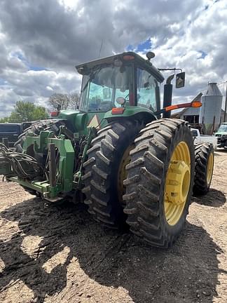 Image of John Deere 8530 equipment image 1