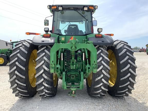 Image of John Deere 8530 equipment image 3
