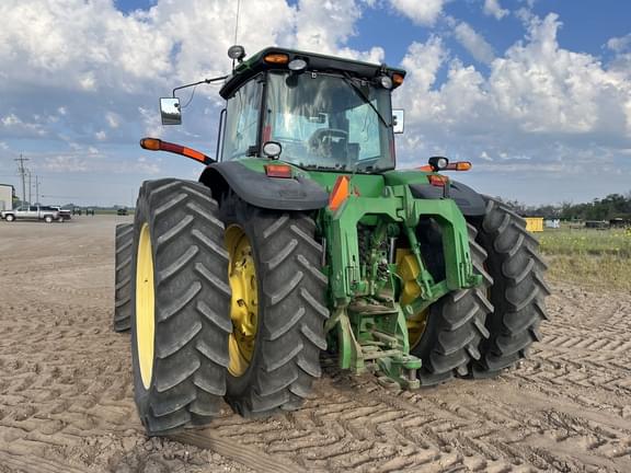 Image of John Deere 8530 equipment image 3