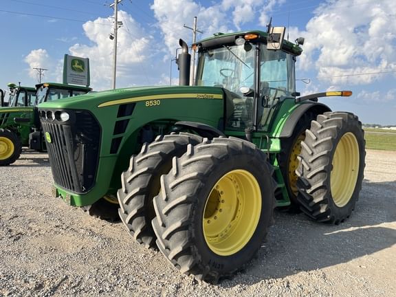 2009 John Deere 8530 Equipment Image0