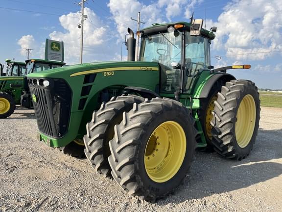 Image of John Deere 8530 Primary image