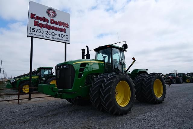 Image of John Deere 9230 equipment image 1