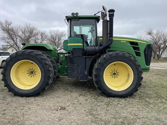 Image of John Deere 9230 equipment image 4