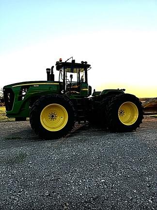 Image of John Deere 9230 equipment image 1