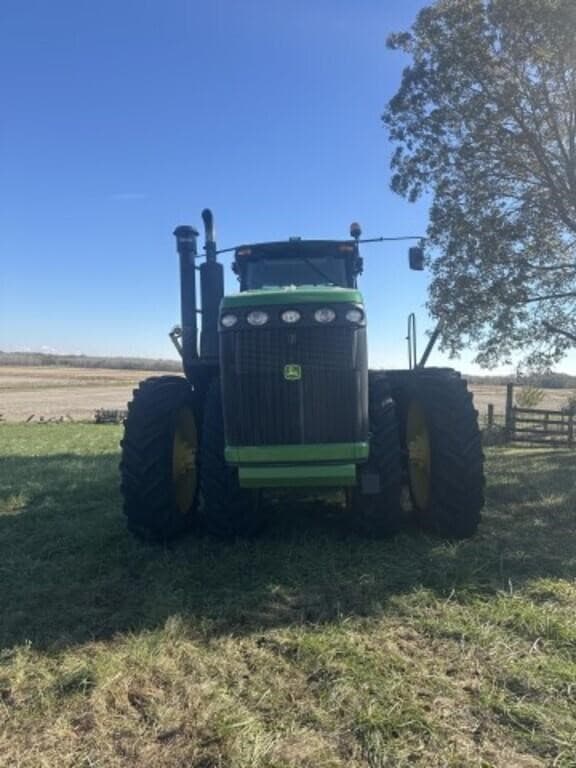 Image of John Deere 9230 equipment image 1