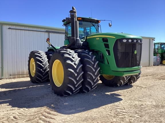 Image of John Deere 9330 equipment image 4