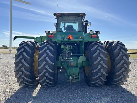 Image of John Deere 9330 equipment image 3