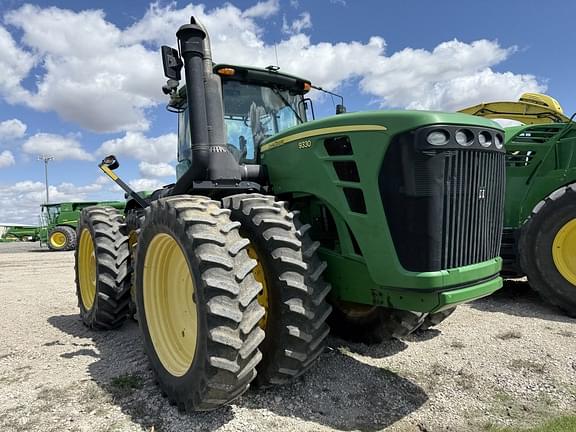 Image of John Deere 9330 Primary image