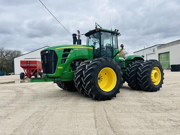 Image of John Deere 9330 Primary image